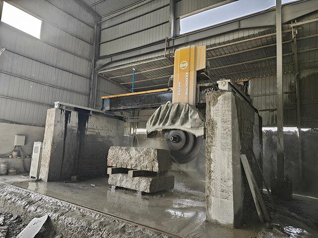 small rock cutting machine in Senegal