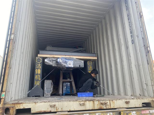 bridge saw cutting machine