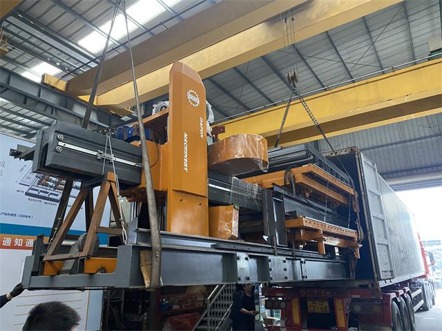 Dafon Bridge Saw Cutting Machine in Saudi Arabia