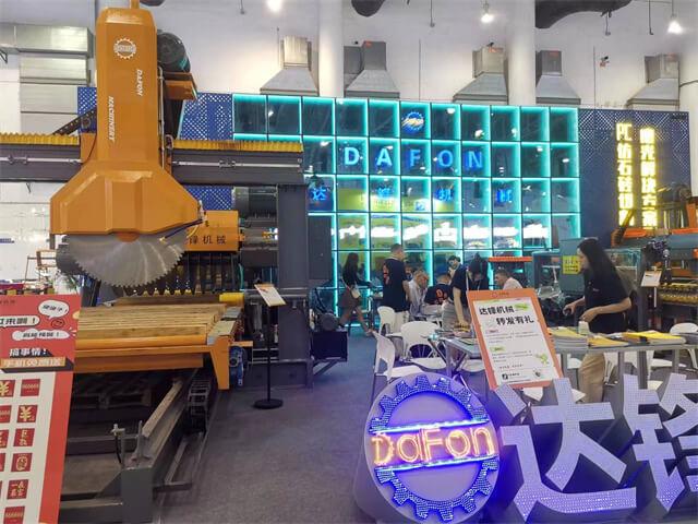 kerb stone cutting machine