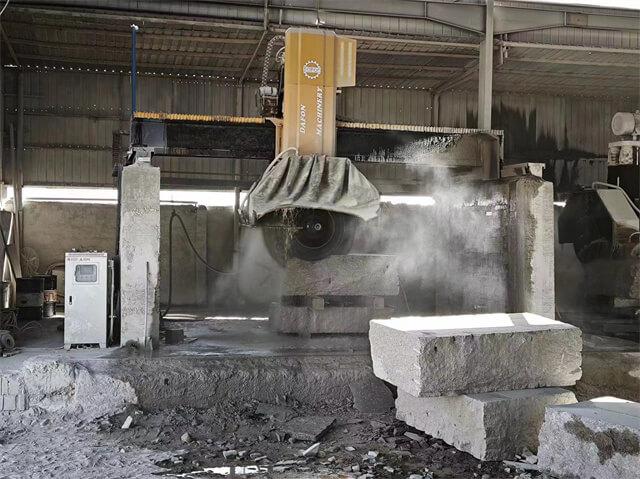 Multi Blade Bridge Block Stone Cutting Machine