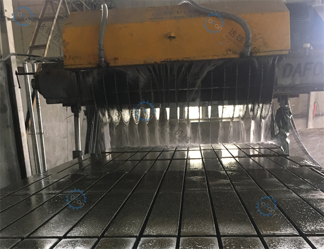 kerbstone cutting machine