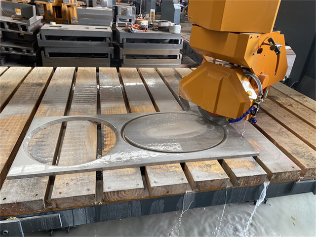 bridge saw