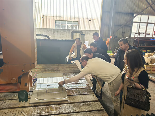 Portuguese Customer Saw the Power of 4+1 Bridge Saw Cutting