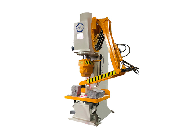 hydraulic stone splitting machine with manipulator