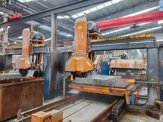 Experience the Efficiency of Kerbstone Cutting Machine