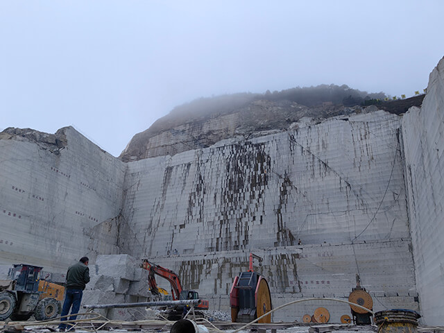 quarry mining machine