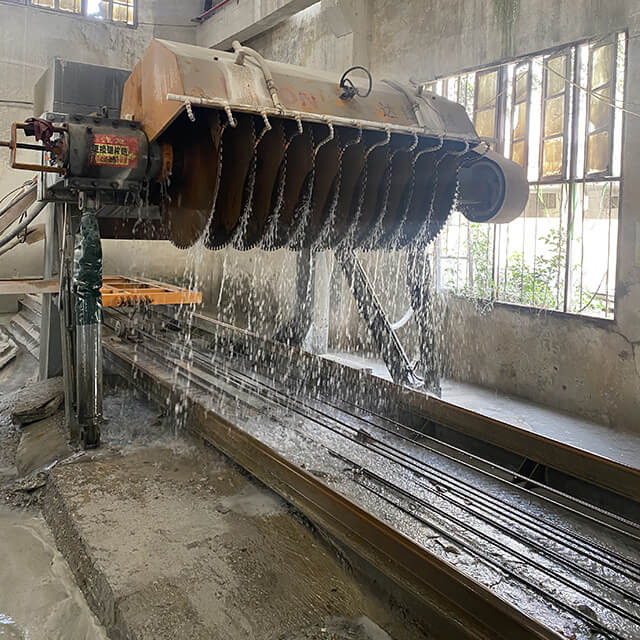 kerbstone cutting machin
